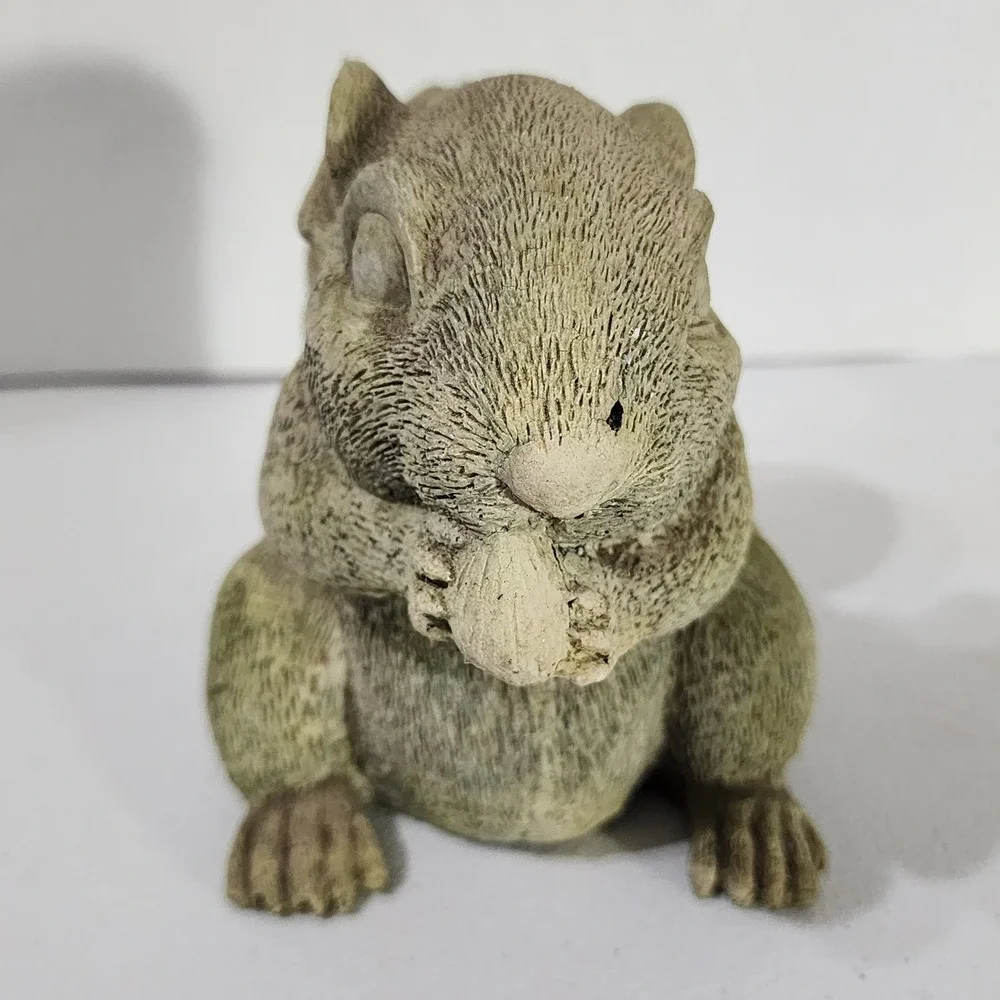 Vintage Stone Look Resin Squirrel Figurine Garden Statue Moss Green Decor 5 Inch